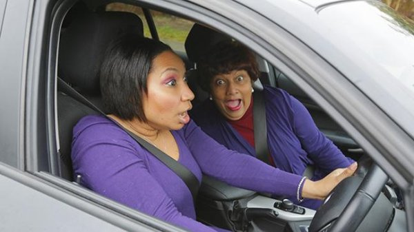 英国留学怎样考取驾驶证？需要过哪些关卡？