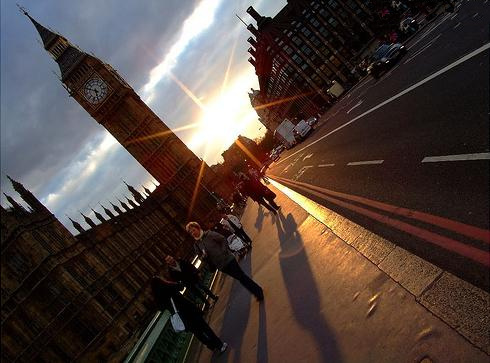 英国大学获得CFA认证的院校盘点